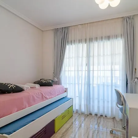Apartment апартаменты, 2 уровня, 3 спальни, до 6 человек, El Duque, Costa Adeje. Costa Adeje (Tenerife)