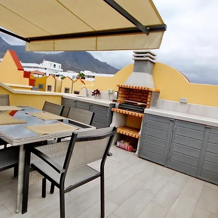 апартаменты, 2 уровня, 3 спальни, до 6 человек, El Duque, Costa Adeje. Apartment Costa Adeje (Tenerife)