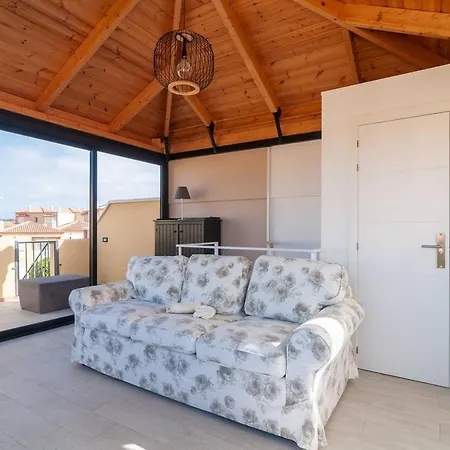 апартаменты, 2 уровня, 3 спальни, до 6 человек, El Duque, Costa Adeje. Apartment