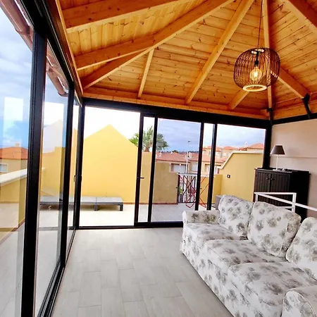 アパート апартаменты, 2 уровня, 3 спальни, до 6 человек, El Duque, Costa Adeje. アデヘ