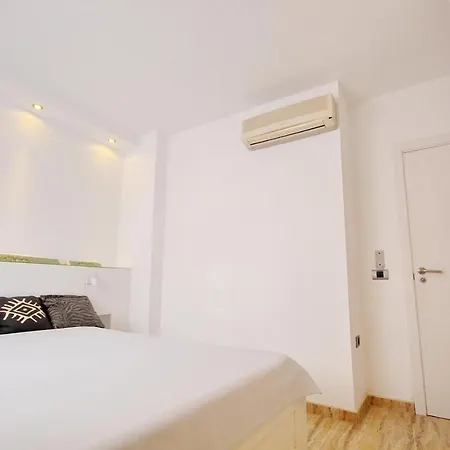 апартаменты, 2 уровня, 3 спальни, до 6 человек, El Duque, Costa Adeje. Lägenhet
