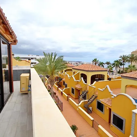 апартаменты, 2 уровня, 3 спальни, до 6 человек, El Duque, Costa Adeje. * Costa Adeje (Tenerife)
