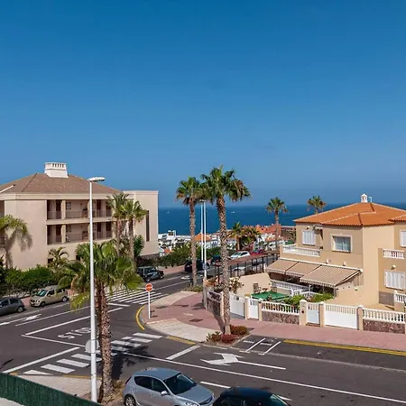 апартаменты, 2 уровня, 3 спальни, до 6 человек, El Duque, Costa Adeje.