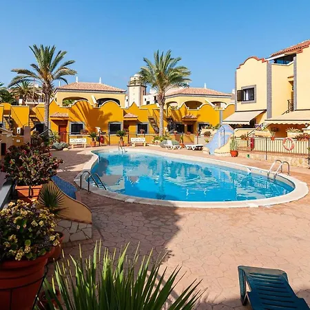 апартаменты, 2 уровня, 3 спальни, до 6 человек, El Duque, Costa Adeje. Costa Adeje (Tenerife)