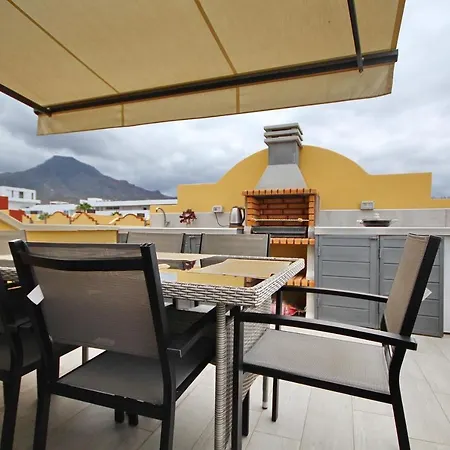 апартаменты, 2 уровня, 3 спальни, до 6 человек, El Duque, Costa Adeje. *