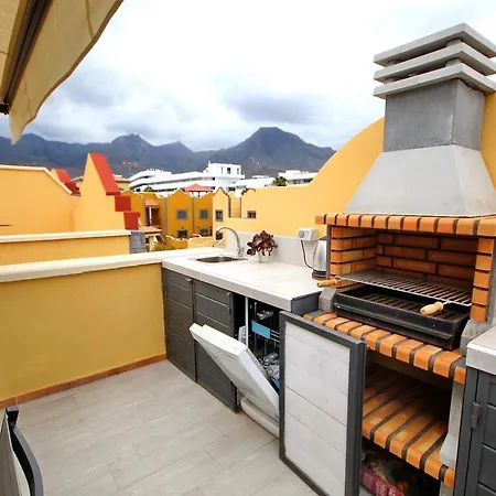 апартаменты, 2 уровня, 3 спальни, до 6 человек, El Duque, Costa Adeje. Lägenhet